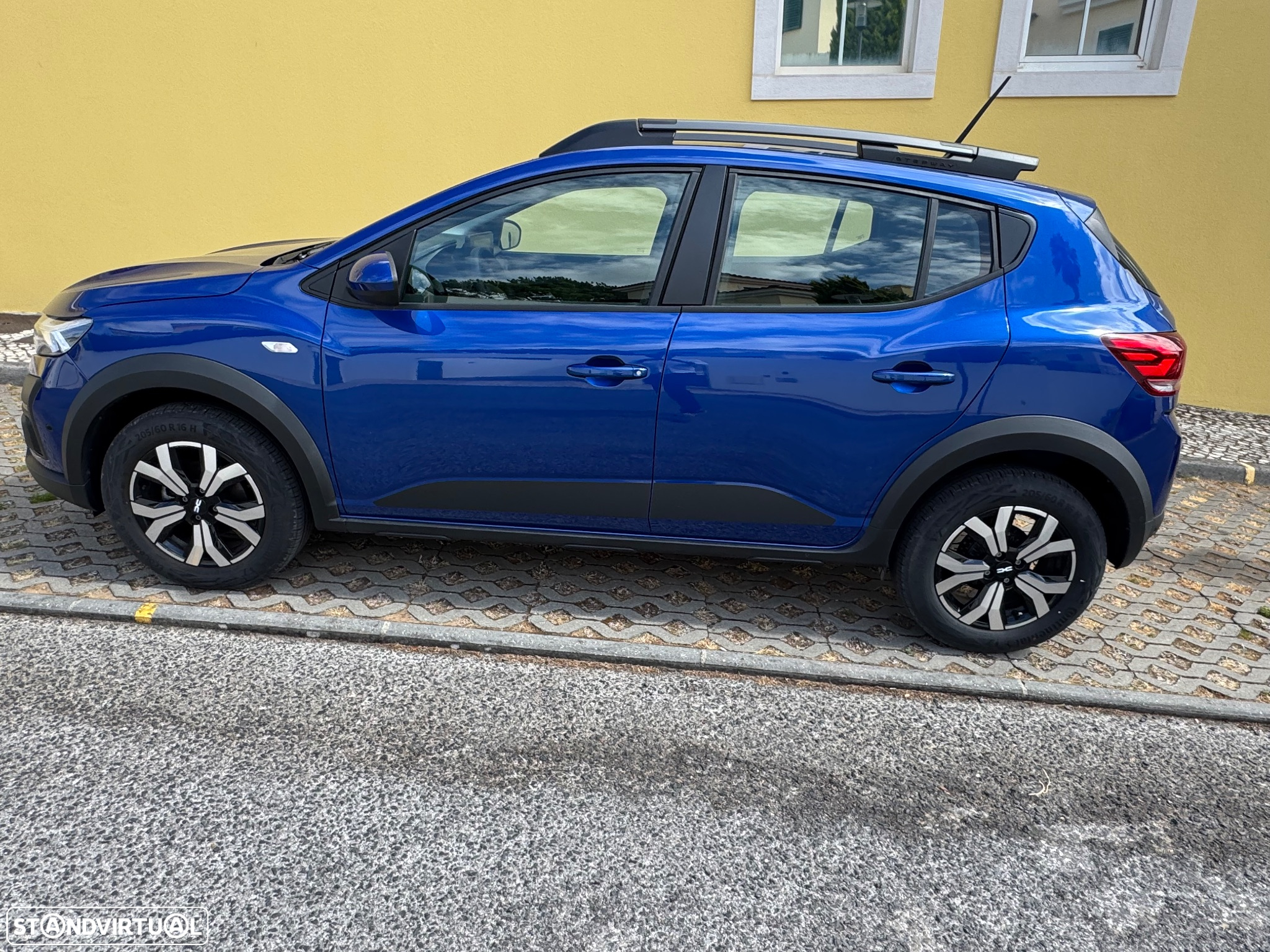 Dacia Sandero 1.0 ECO-G Stepway Extreme + Up&Go Bi-Fuel - 2