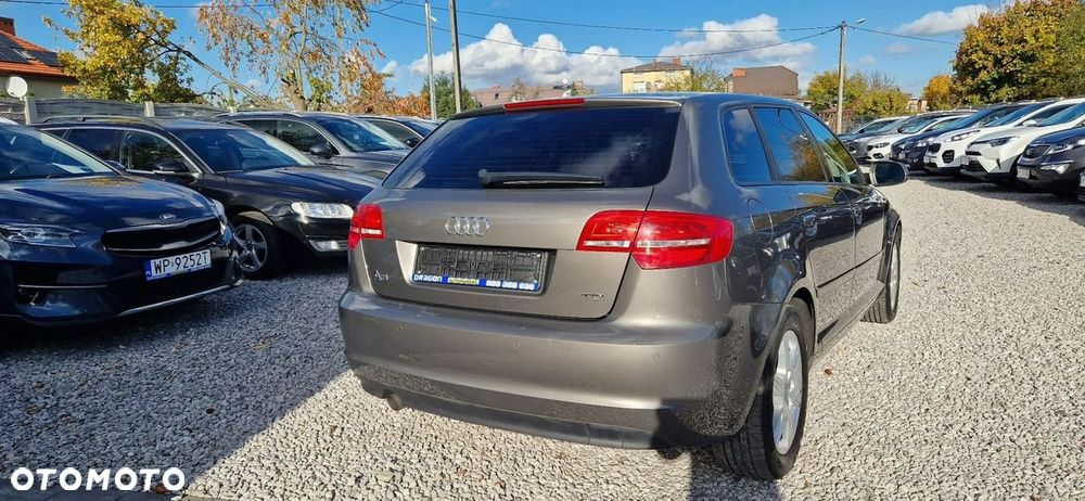Audi A3 Sportback - 11