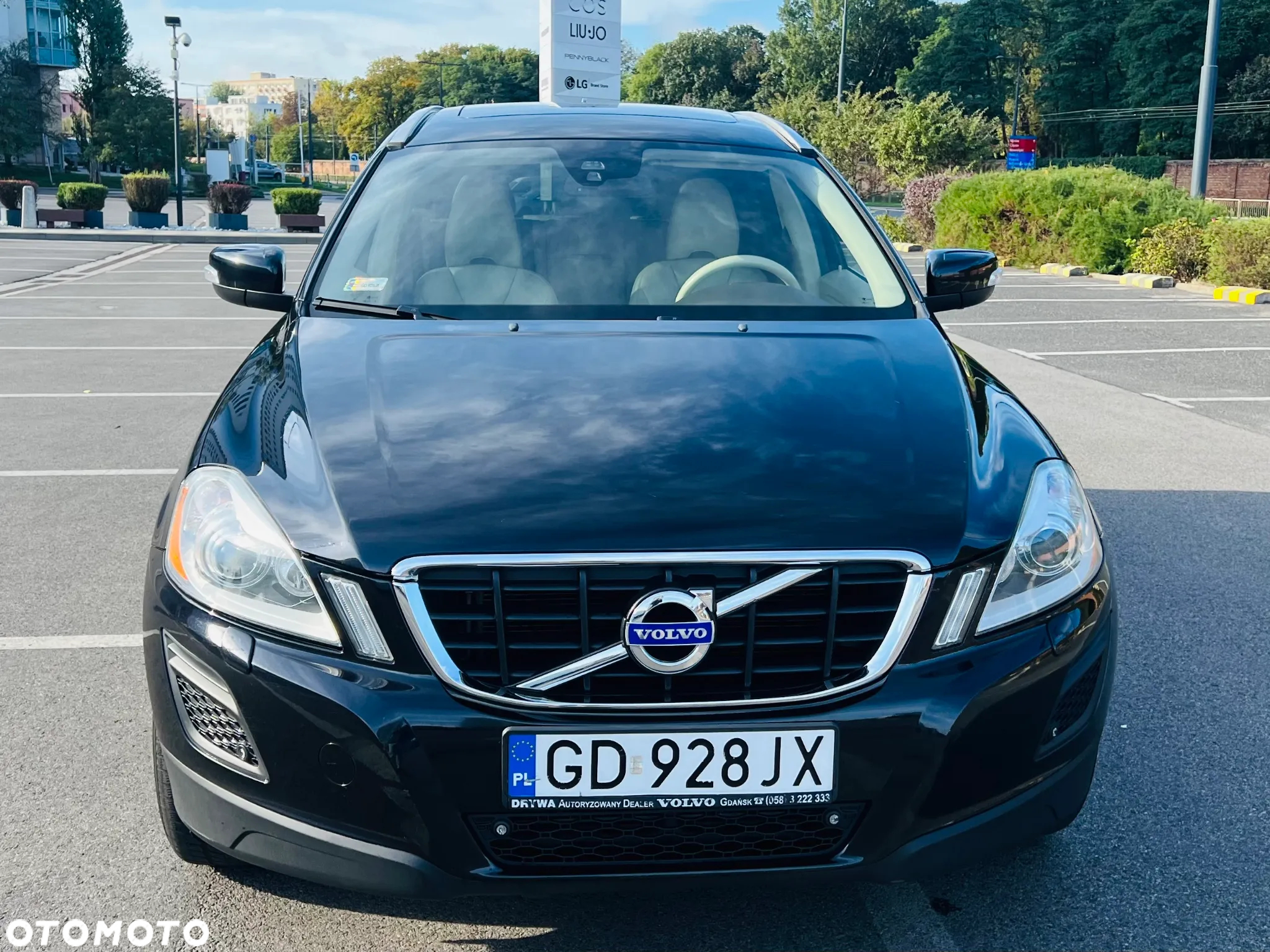 Volvo XC 60 2.4D AWD Momentum - 8