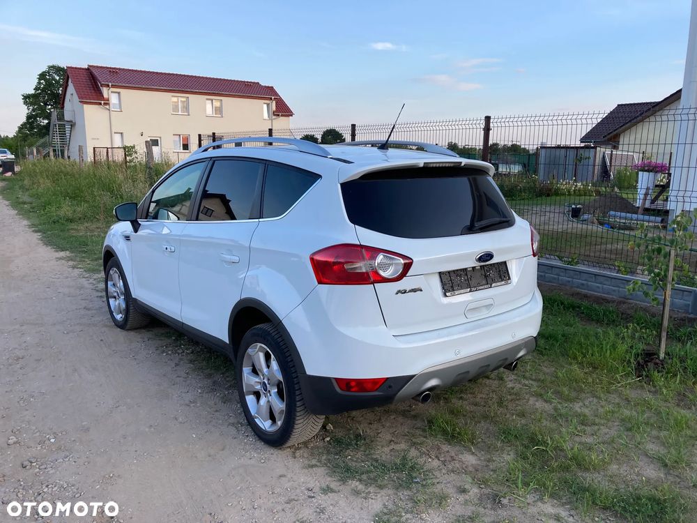 Ford Kuga 2.0 TDCi 4x4 Titanium - 2