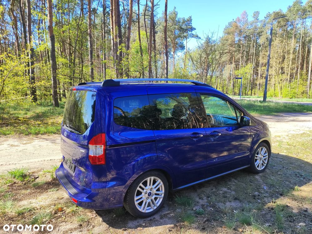Ford Tourneo Courier 1.0 EcoBoost Titanium - 18