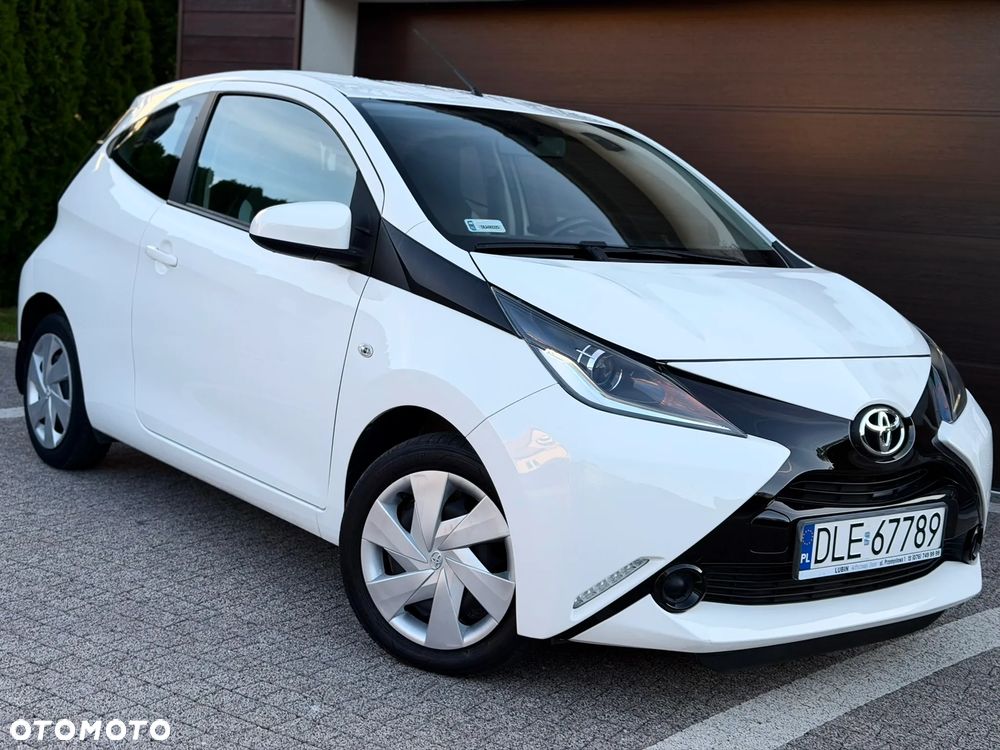 Toyota Aygo x-clusiv - 19