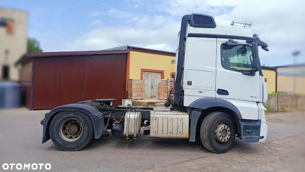 Mercedes-Benz ACTROS - 5