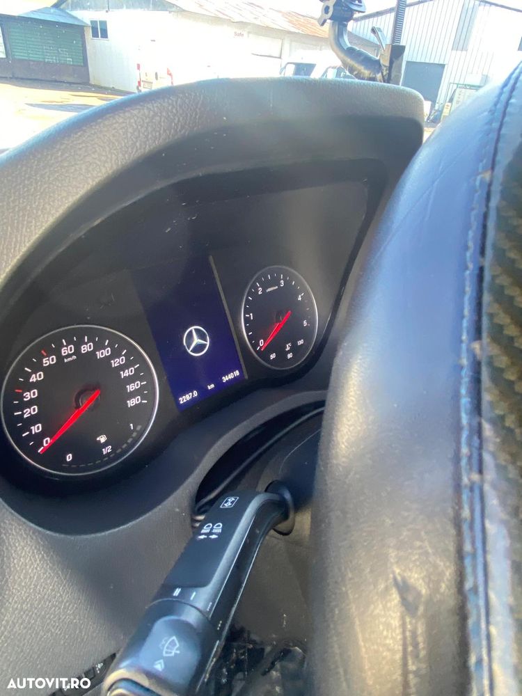 Mercedes-Benz Sprinter - 9