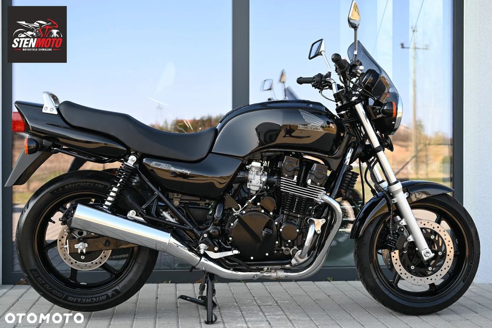 Honda CB - 2