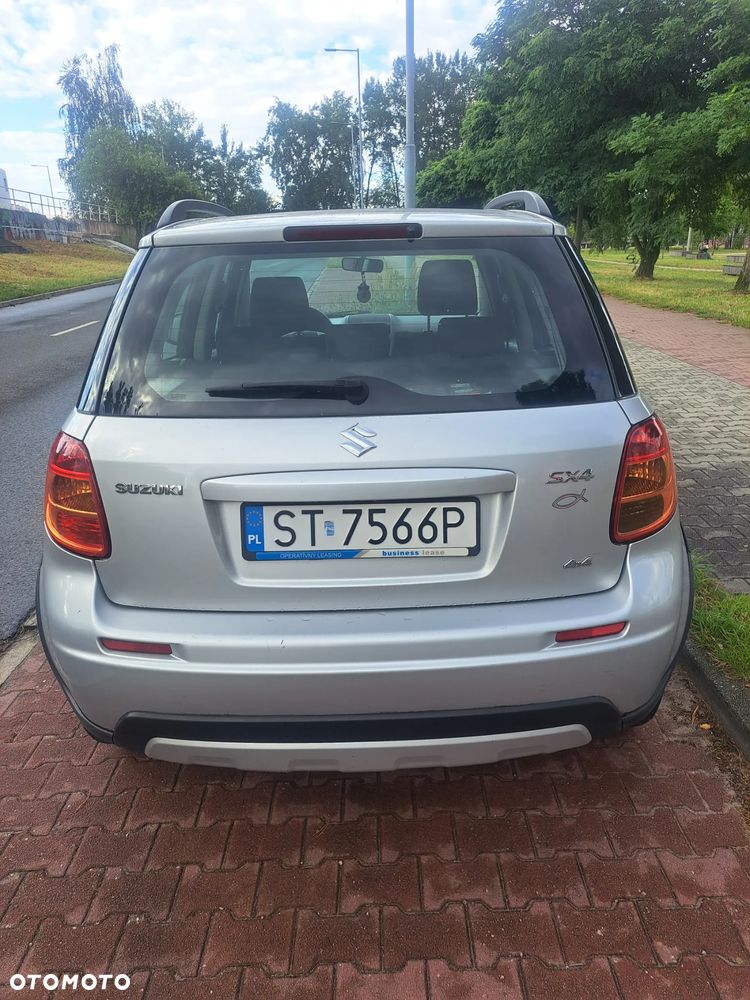 Suzuki SX4 1.6 Comfort 4WD - 2