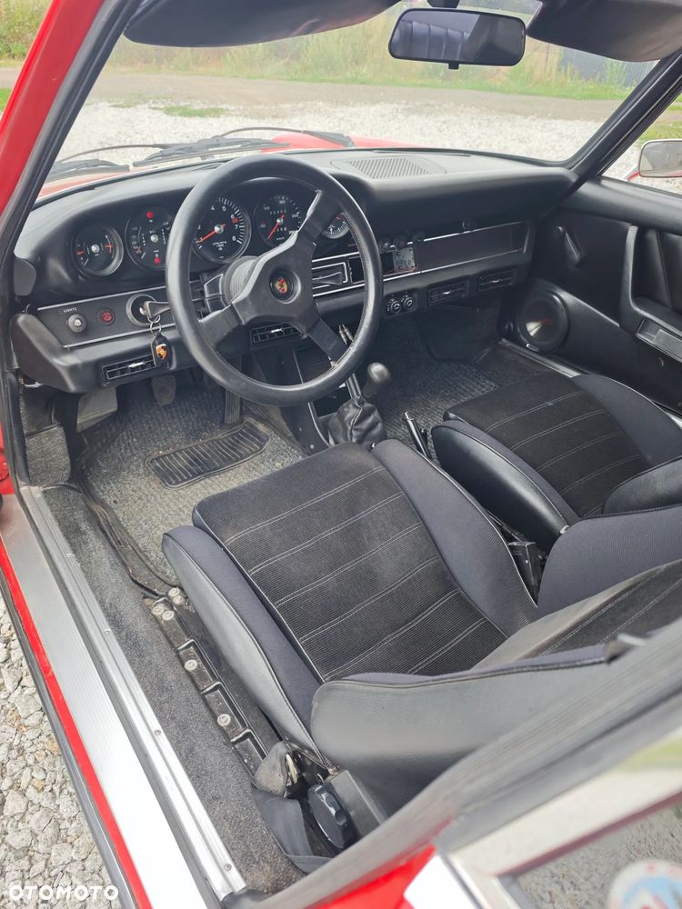 Porsche 911 - 10