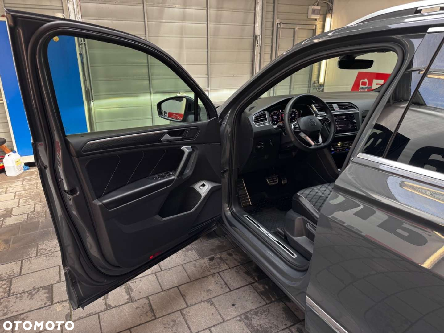 Volkswagen Tiguan - 9