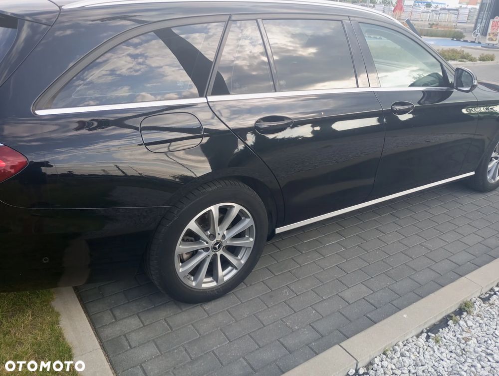 Mercedes-Benz Klasa E - 11