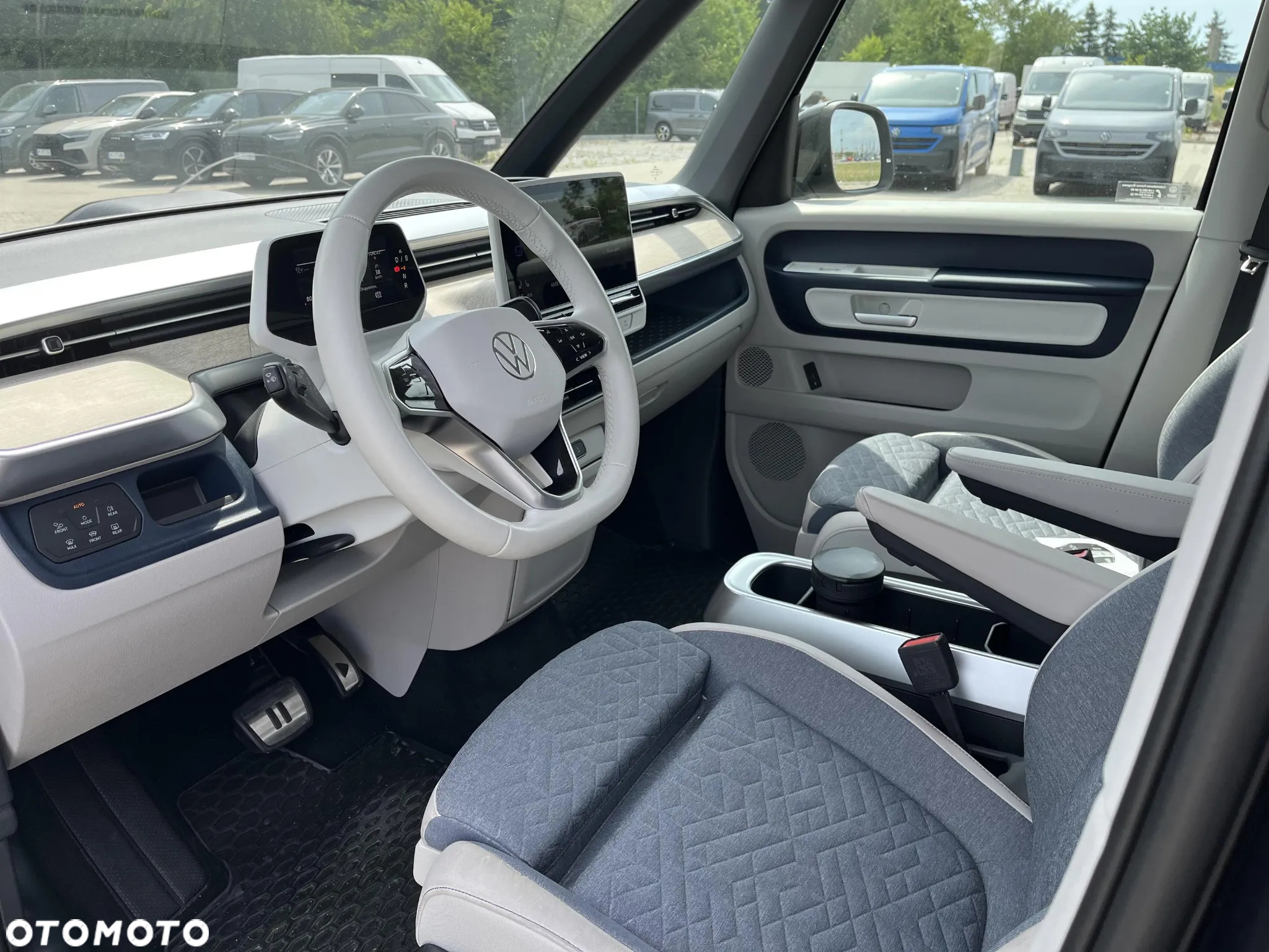 Volkswagen ID. Buzz 82kWh Pro - 9