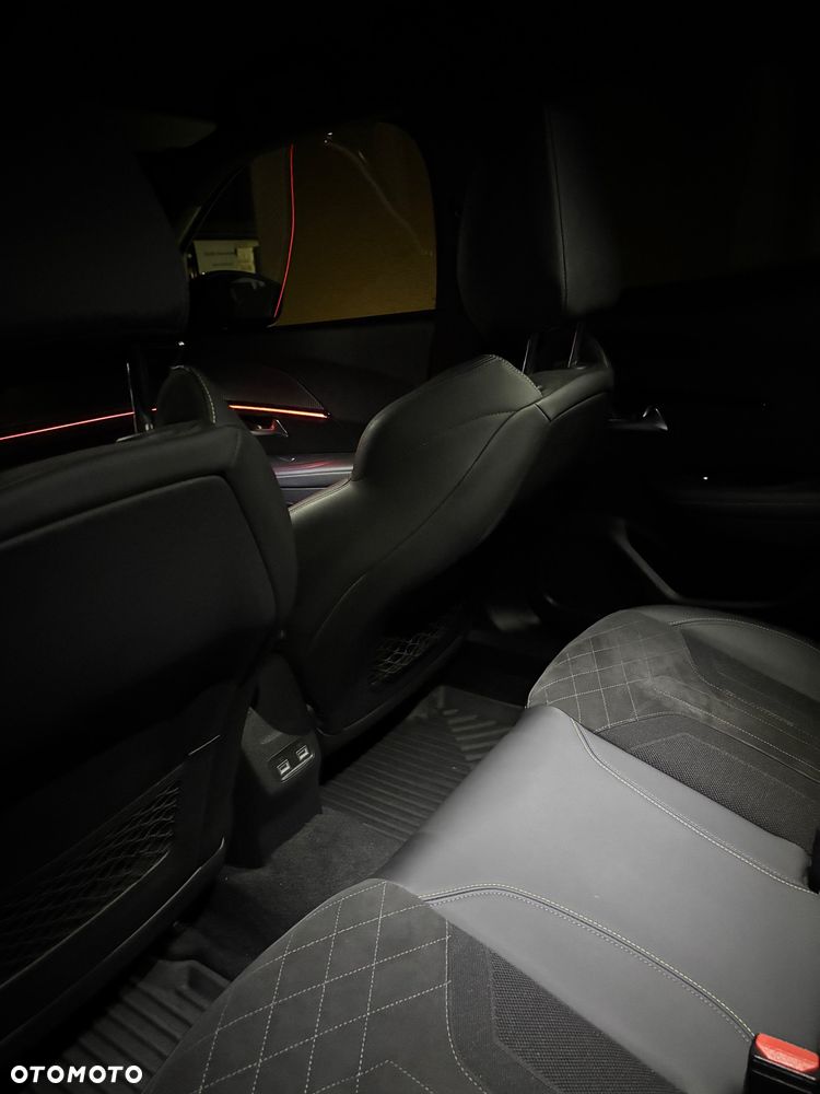 Peugeot 2008 1.2 PureTech GT S&S EAT8 - 15