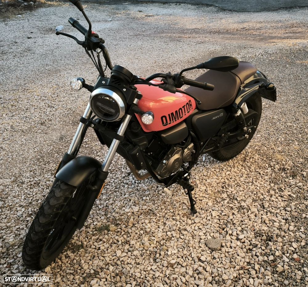 QJ Motor SRV 125 - 8