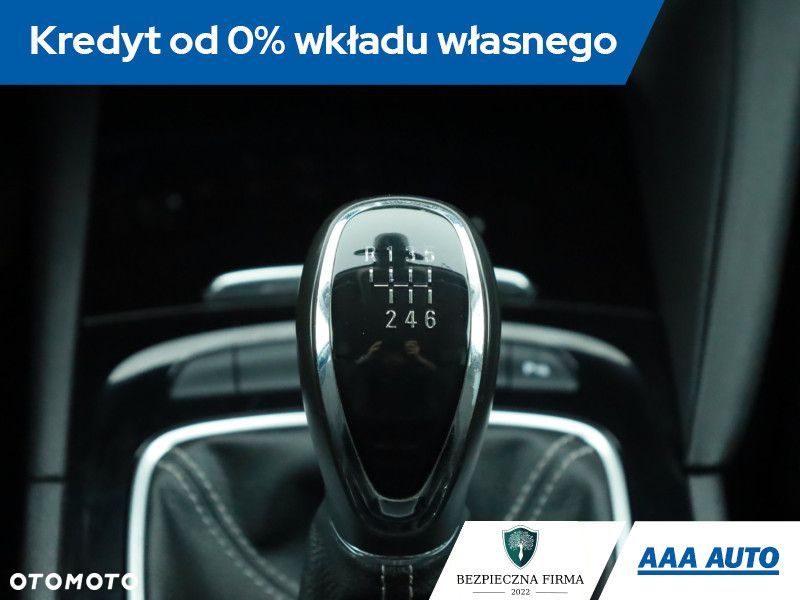 Opel Insignia - 14