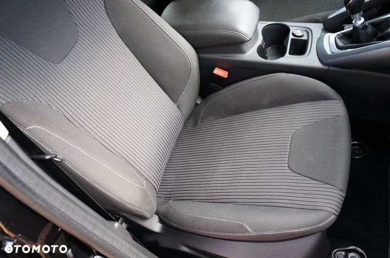 Ford Focus - 28