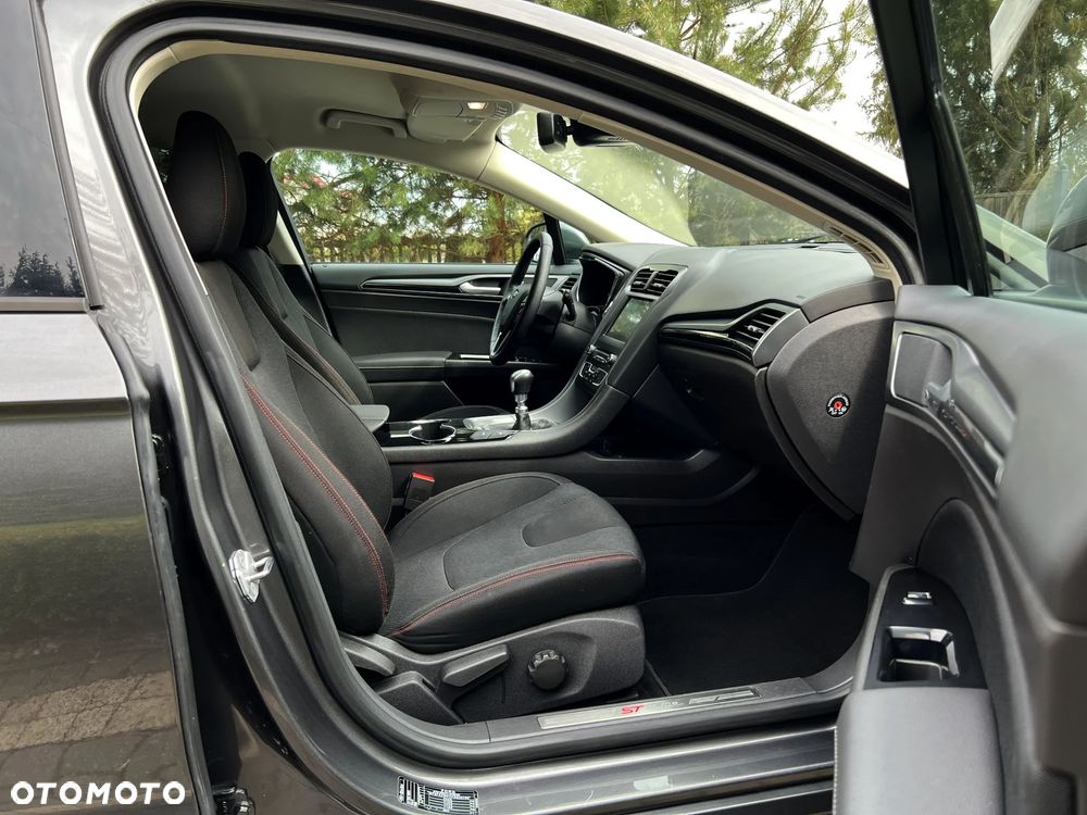 Ford Mondeo 2.0 TDCi STart-Stopp ST-Line - 25