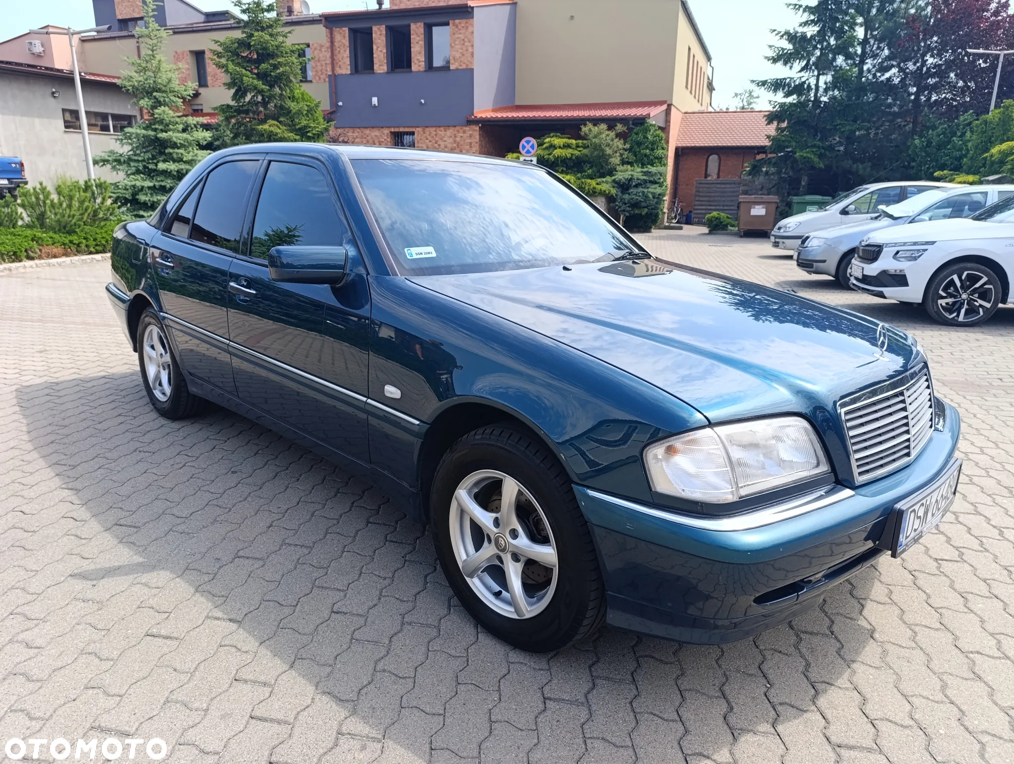 Mercedes-Benz Klasa C 180 Elegance - 9