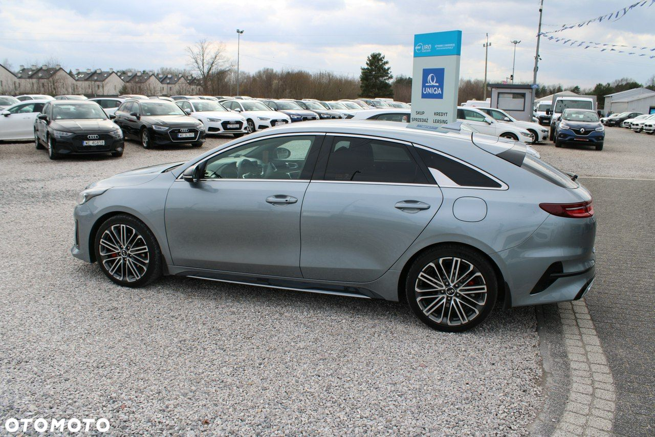 Kia ProCeed - 9
