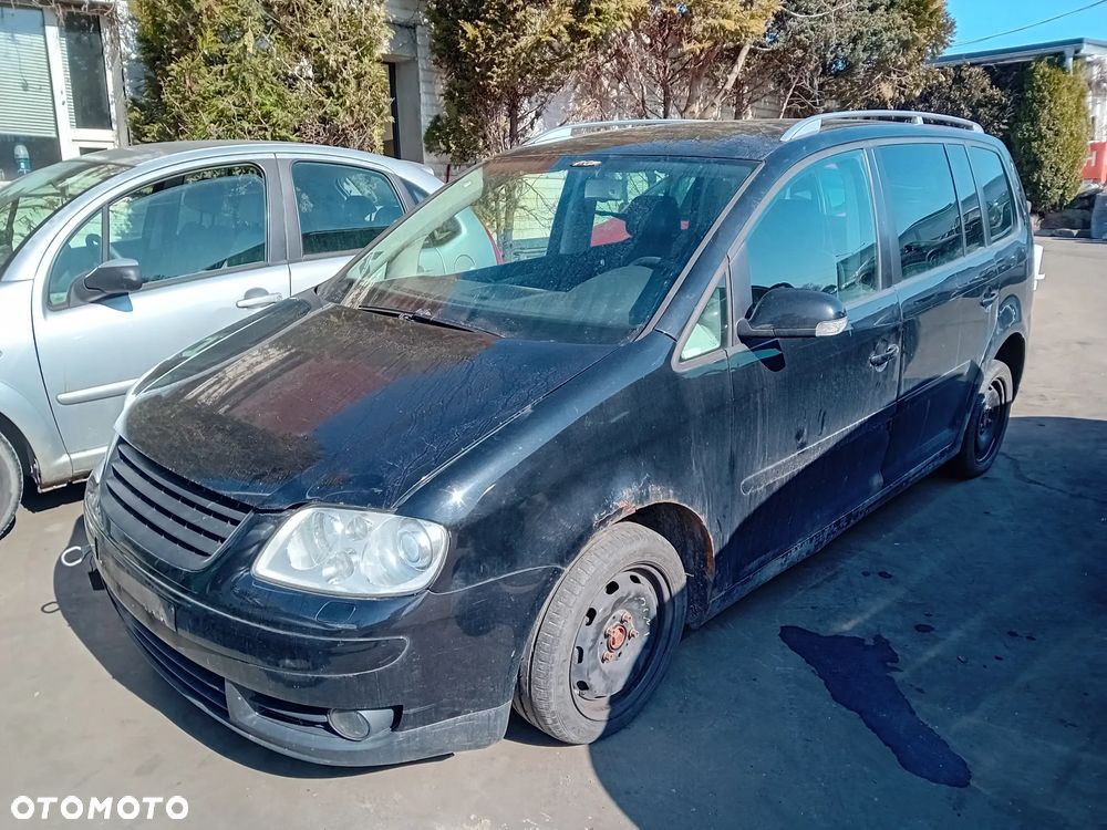 *VOLKSWAGEN TOURAN* Samochód na części - 2