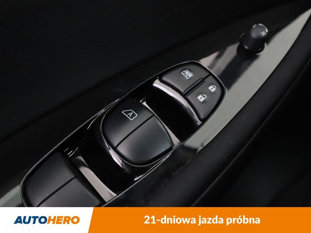 Nissan Leaf 40kWh Acenta (6.6 kW) - 33