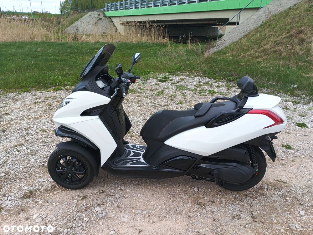 Peugeot Metropolis - 7