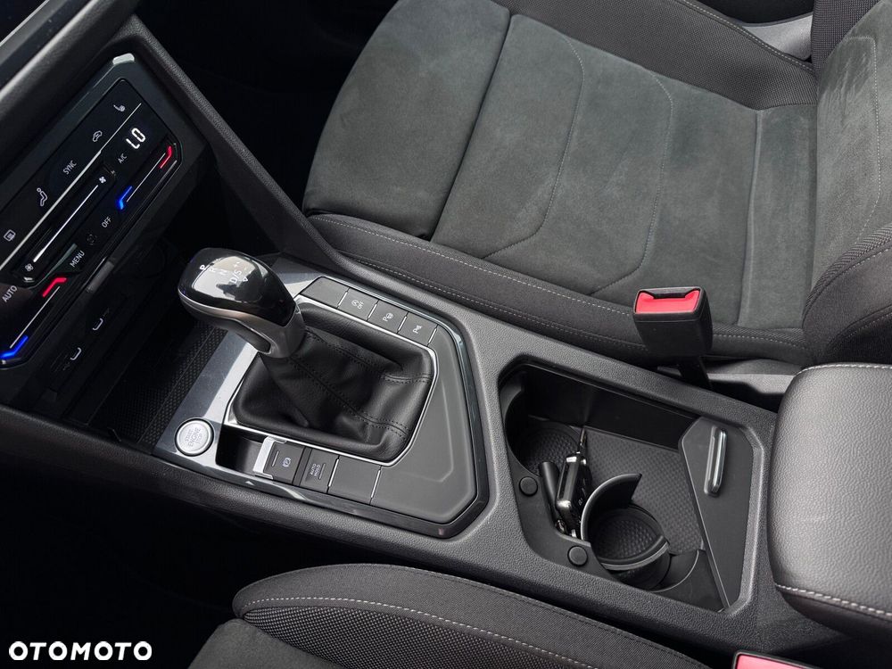 Volkswagen Tiguan - 27