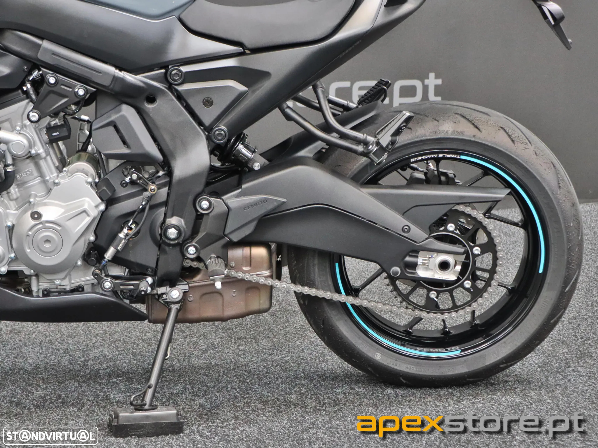CF Moto 675NK Novo modelo 2025 - 13