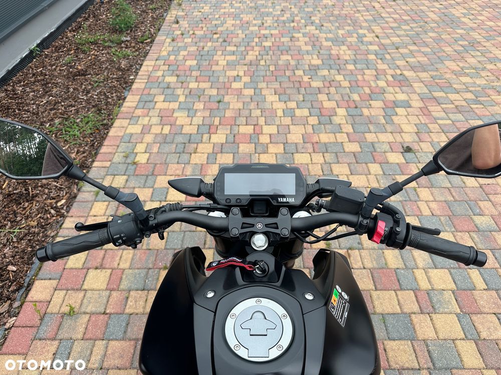 Yamaha MT - 6