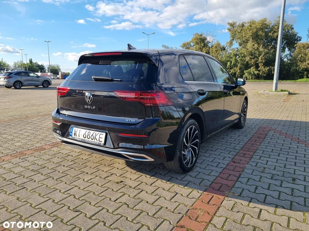 Volkswagen Golf VIII 1.5 eTSI EVO Style DSG - 16
