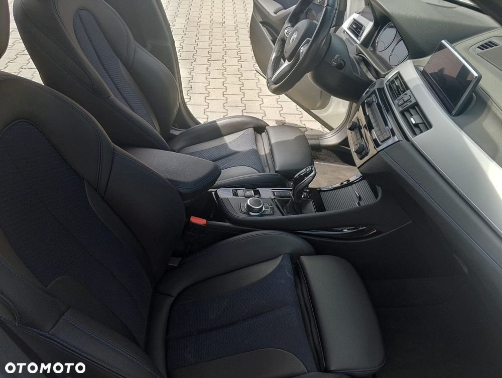 BMW X1 sDrive18i M Sport - 12