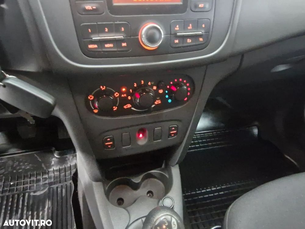 Dacia Sandero 1.2 75CP Ambiance - 8