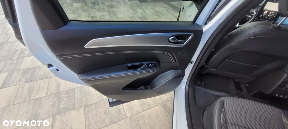 Renault Arkana E-TECH Full 145 Techno - 16