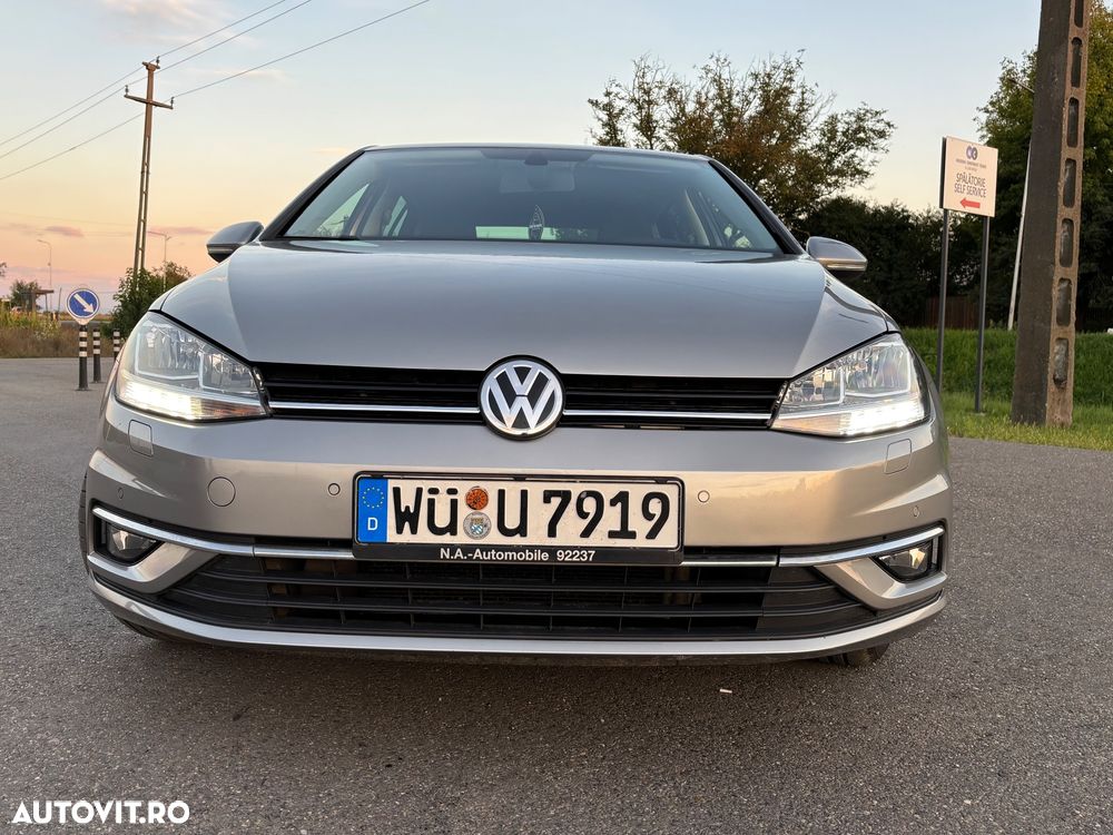 Volkswagen Golf 1.0 TSI Comfortline - 25