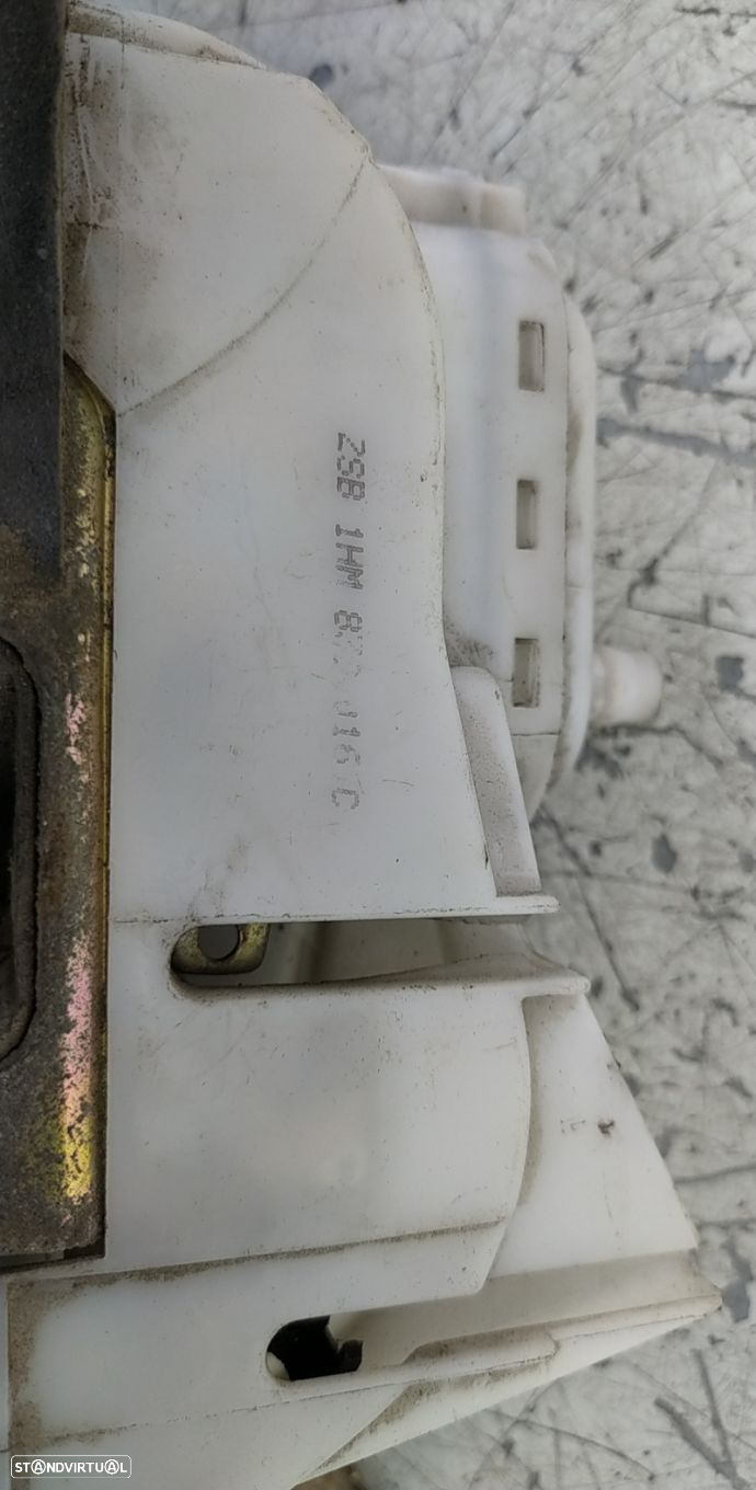 Fecho Porta  Tras Direito Volkswagen Polo (6N1) - 4