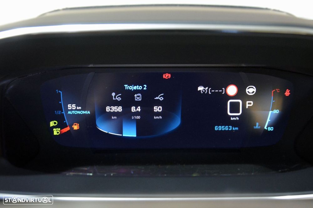 Peugeot 2008 1.2 PureTech GT Pack EAT8 - 15