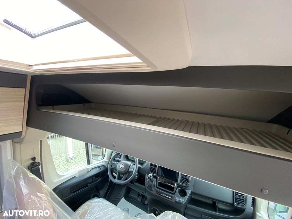Adria Sun Living V 60 SP Family - 11