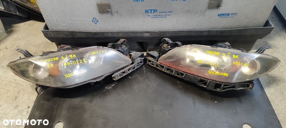 REFLEKTORY LEWE PRAWE MAZDA MIGACZE KIERUNKOWSKAZY - 17