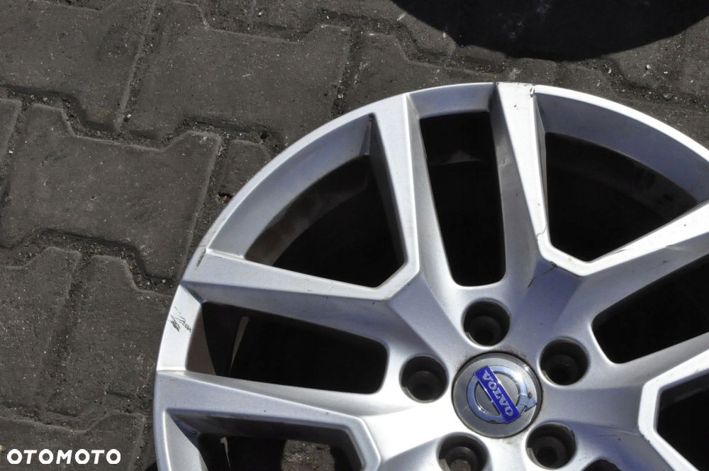 VOLVO  FELGA ALUMINIOWA 31445568 18 7.5 5X108 ET55 - 2