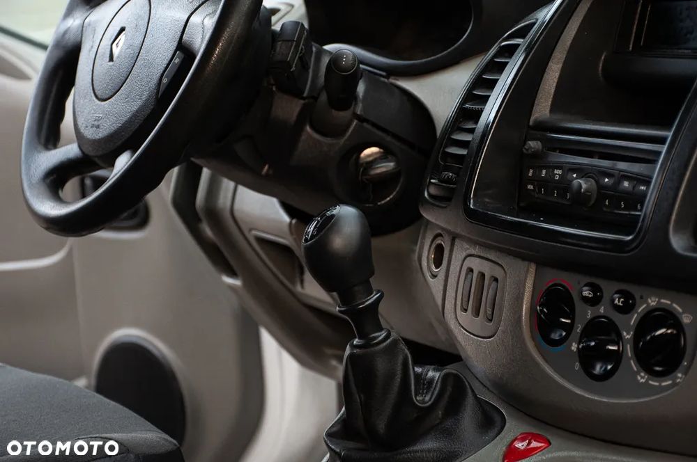 Renault TRAFIC - 27