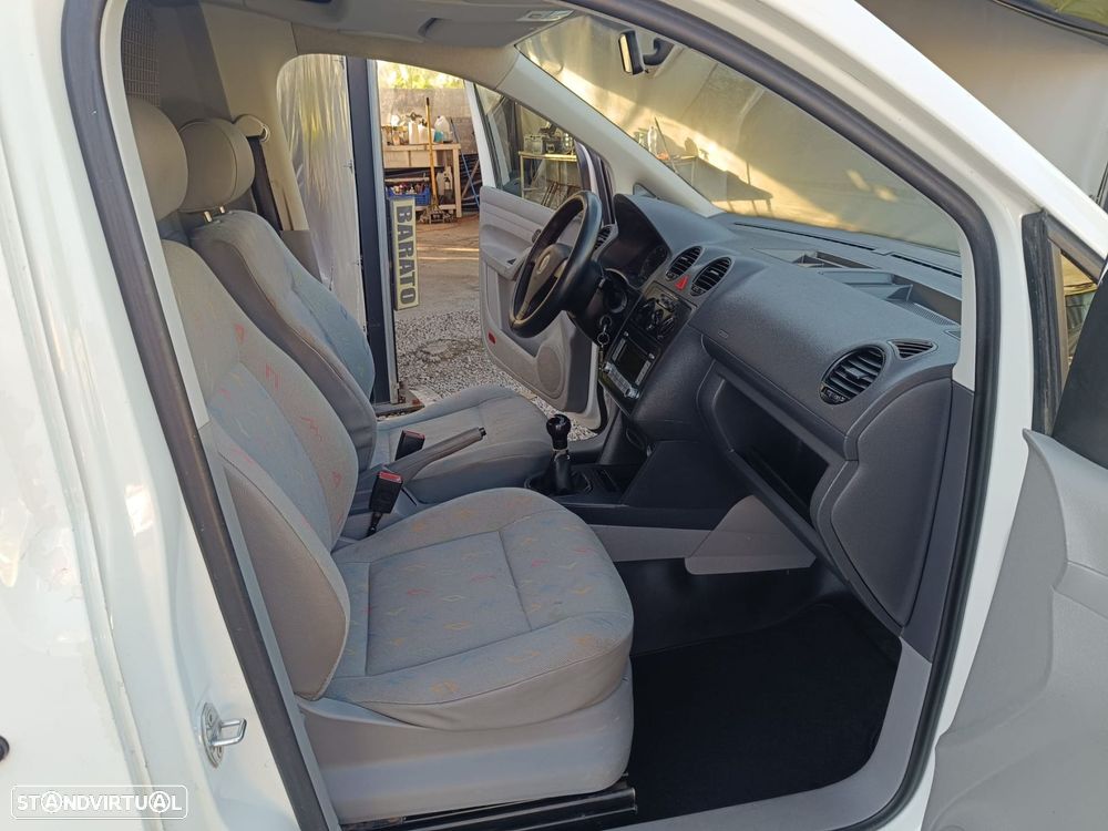 VW Caddy 1.9 TDi Extra 5L AC - 9