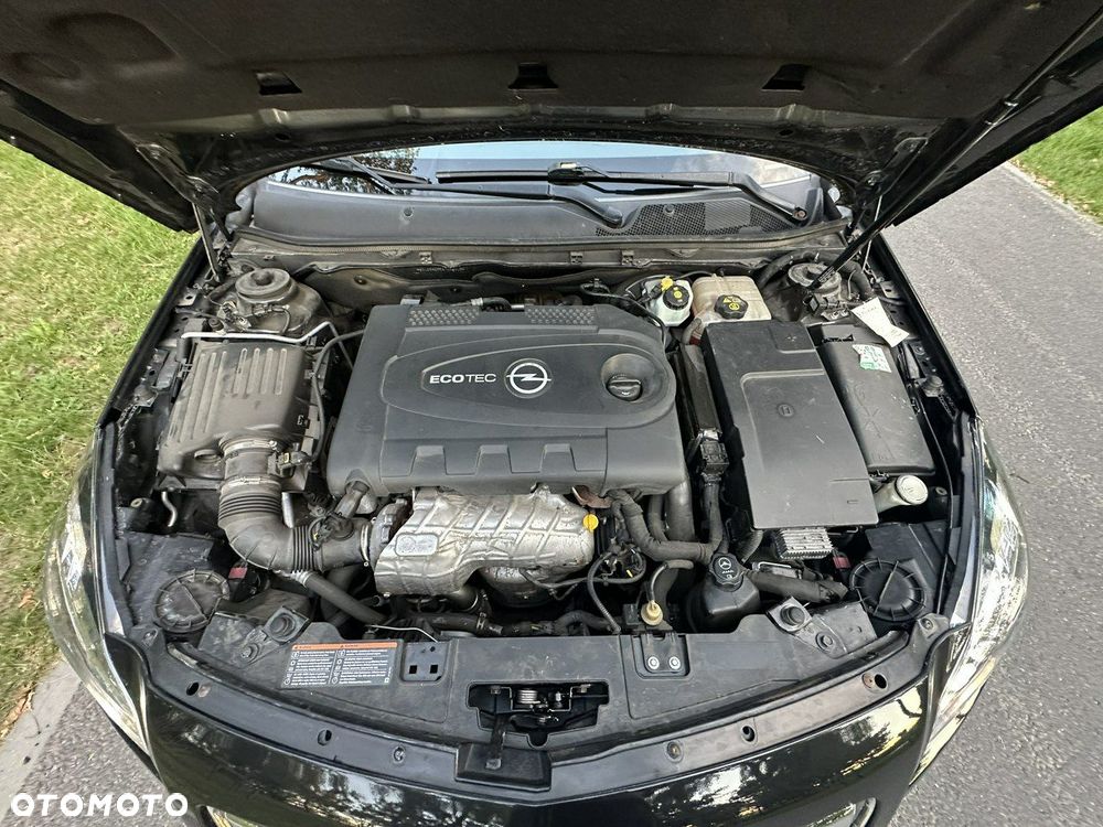 Opel Insignia - 38