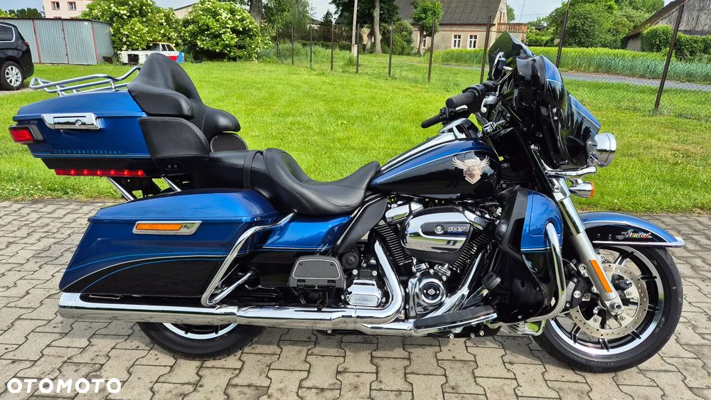 Harley-Davidson FLH Electra Glide - 1