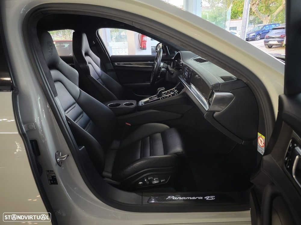 Porsche Panamera 4S Diesel - 53