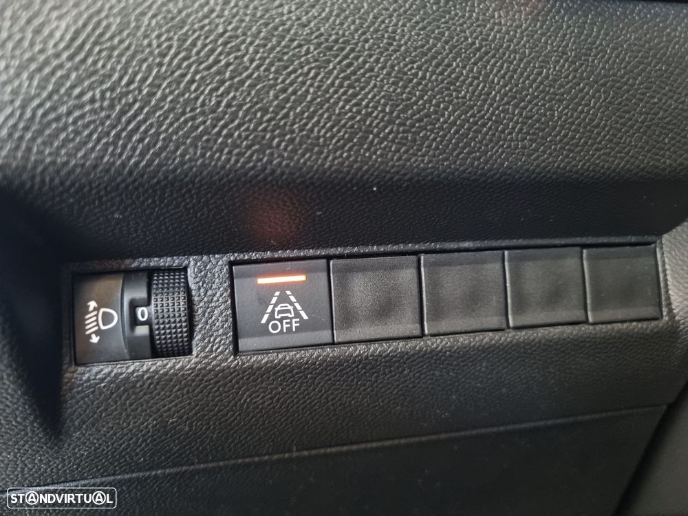 Peugeot 208 1.2 PureTech Active Pack - 15