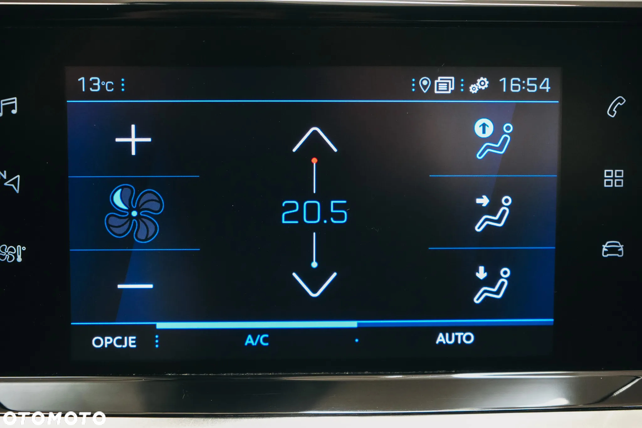 Peugeot 2008 1.5 BlueHDi Allure S&S EAT8 - 31
