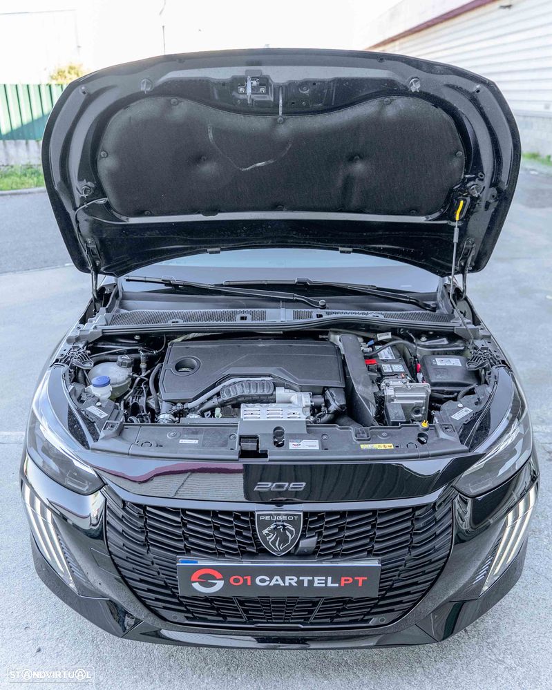 Peugeot 208 1.2 Hybrid GT e-DCS6 - 37