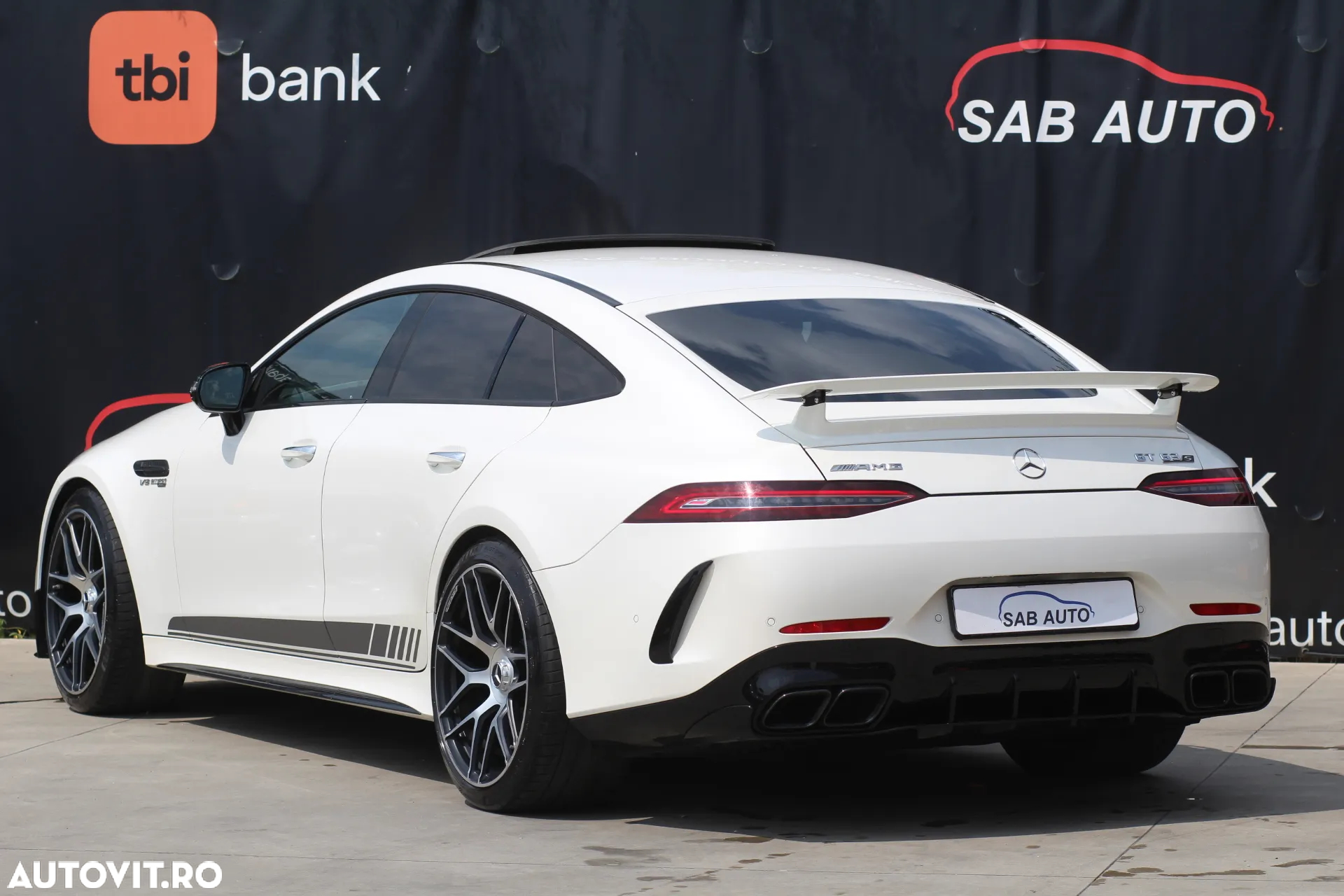 Mercedes-Benz AMG GT-S 63 4MATIC+ - 28