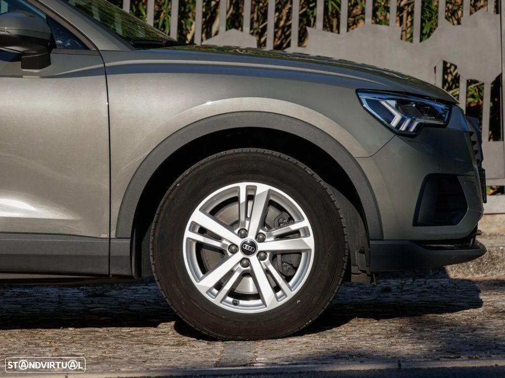 Audi Q3 45 TFSIe S tronic S line - 9