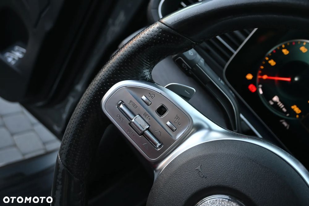 Mercedes-Benz GLE - 28