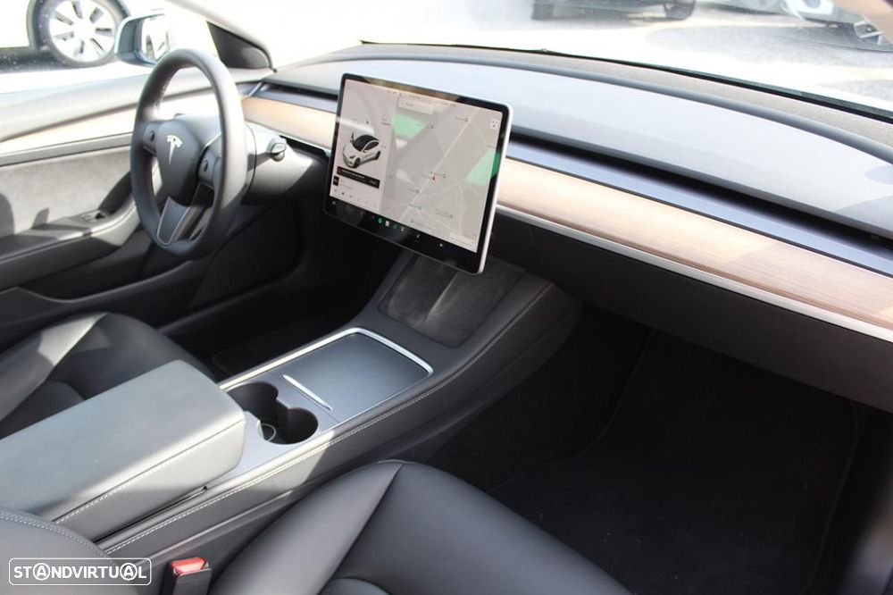 Tesla Model 3 Tração Traseira - 17