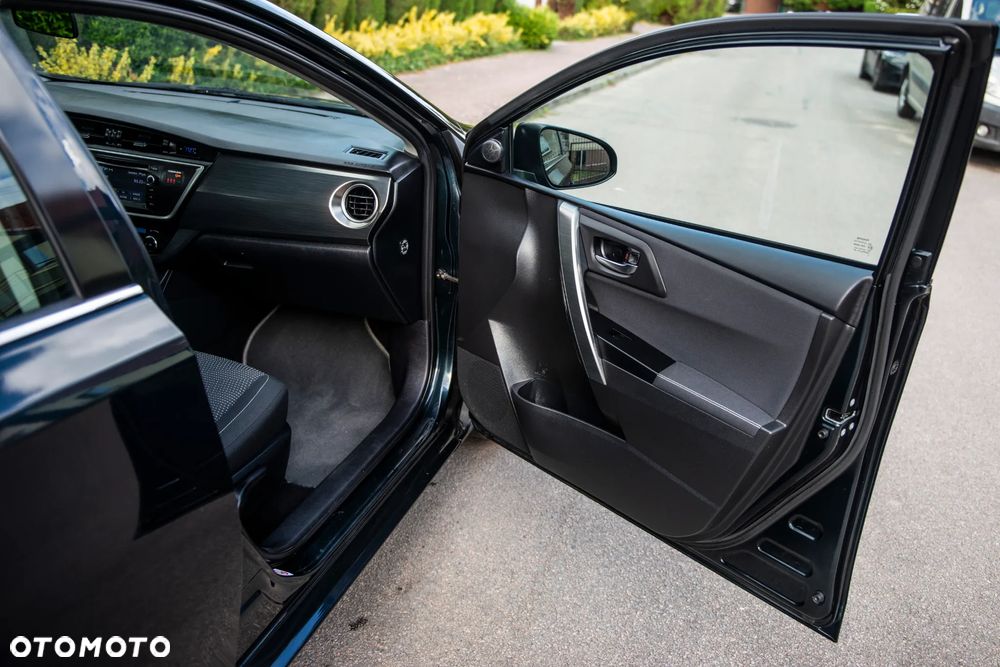 Toyota Auris 1.6 Valvematic Comfort - 37